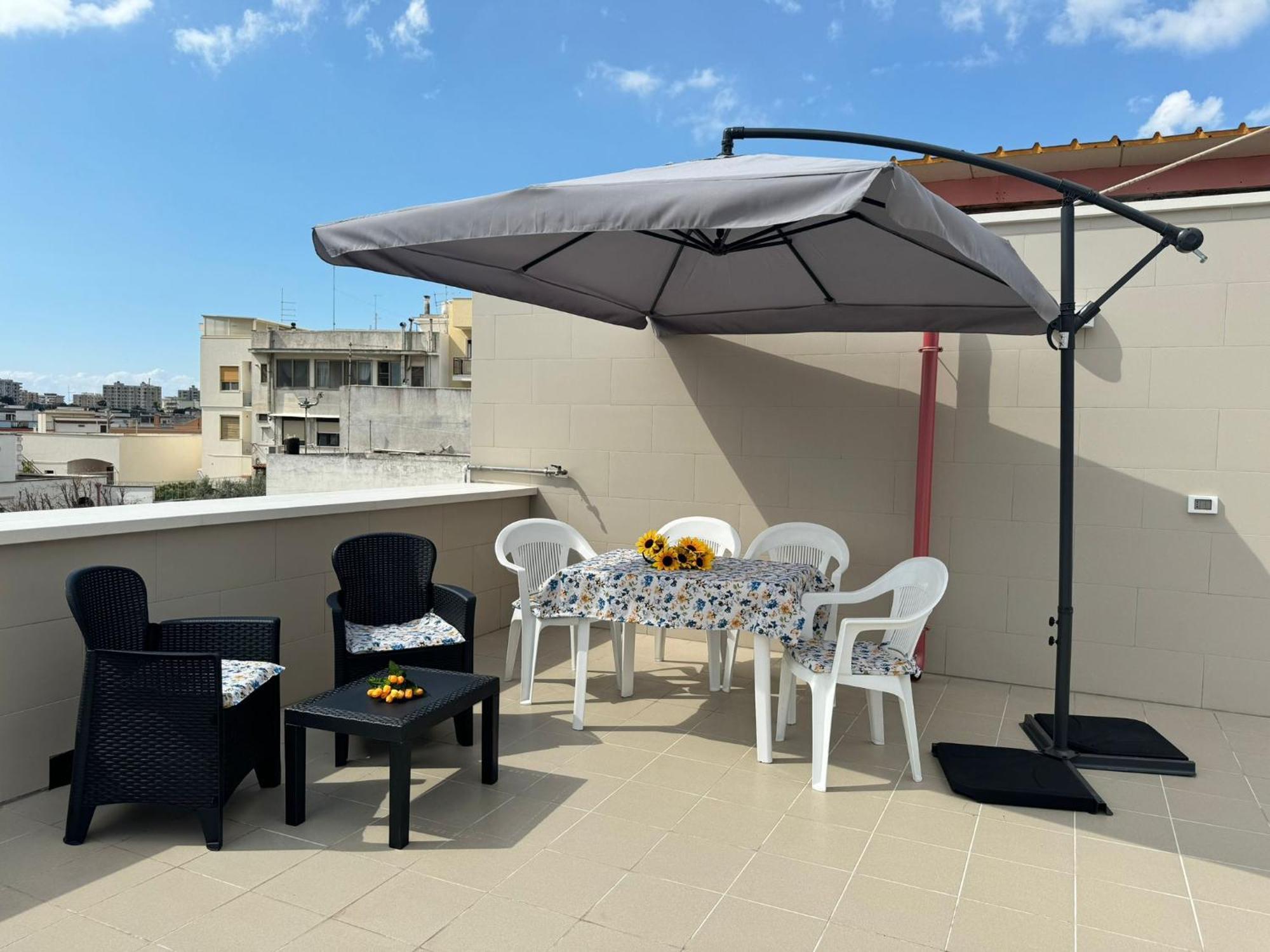 Casa Vacanze La Perla Rara Taranto Kültér fotó